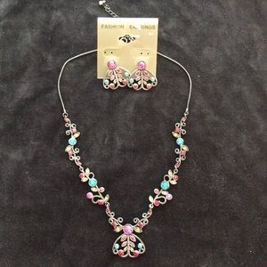 Vintage floral necklace earrings set